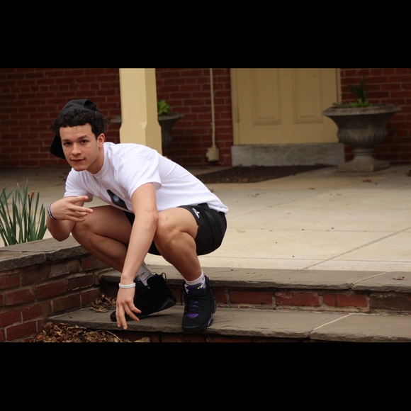 Meet your Posher, Drew - Picture 1 of 1